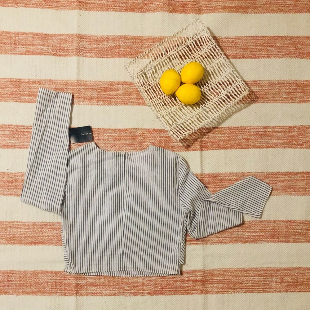 Zara pinstriped crop top - Picture 8 of 8